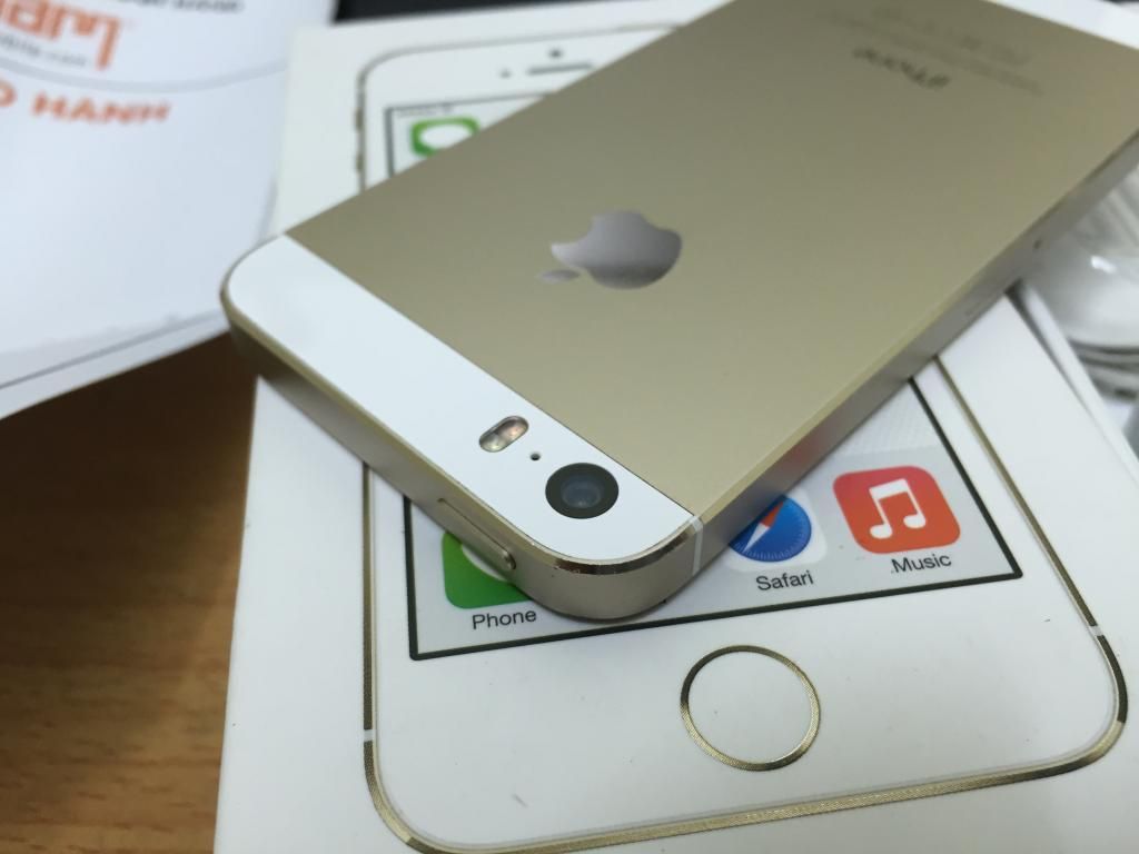 HCM - Iphone 5S Gold 95% PK zin 9tr, HTC One M8 Nòng Súng chính hãng 9tr 3 - 1