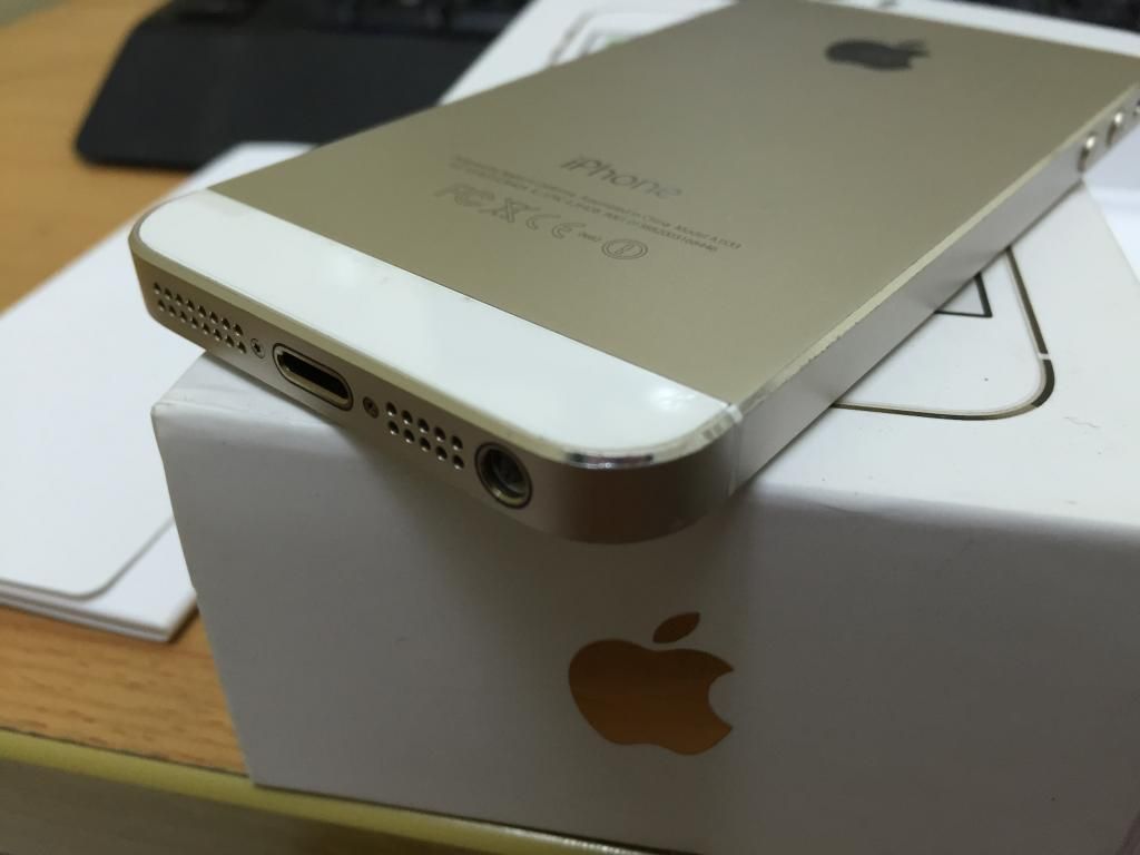 HTC One M7 Silver (4tr),HTC One M8 Gray (9tr),Iphone 5S Gold : 9tr3 - 1