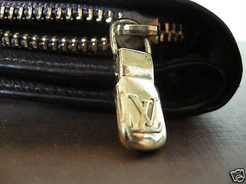 LV&#39;s zipper pull fading a problem? - AuthenticForum