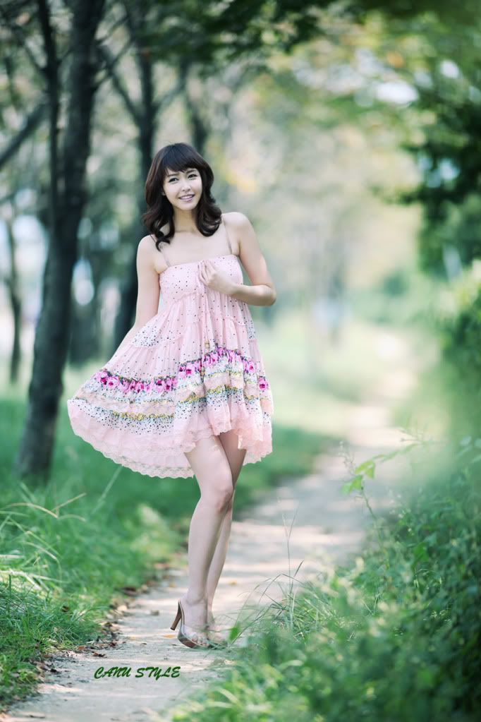 kang-yui-pink-dress-16.jpg