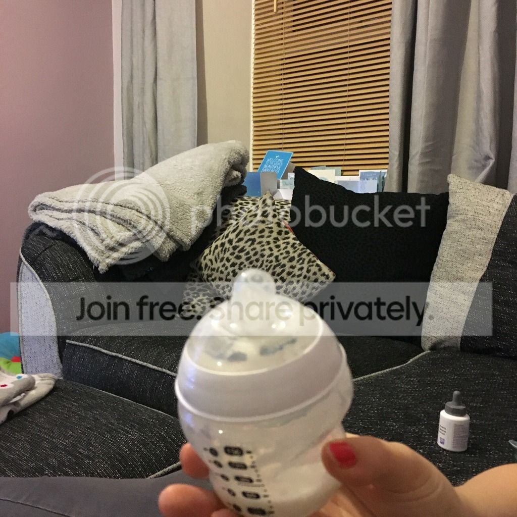 tommee tippee anti colic teat collapse